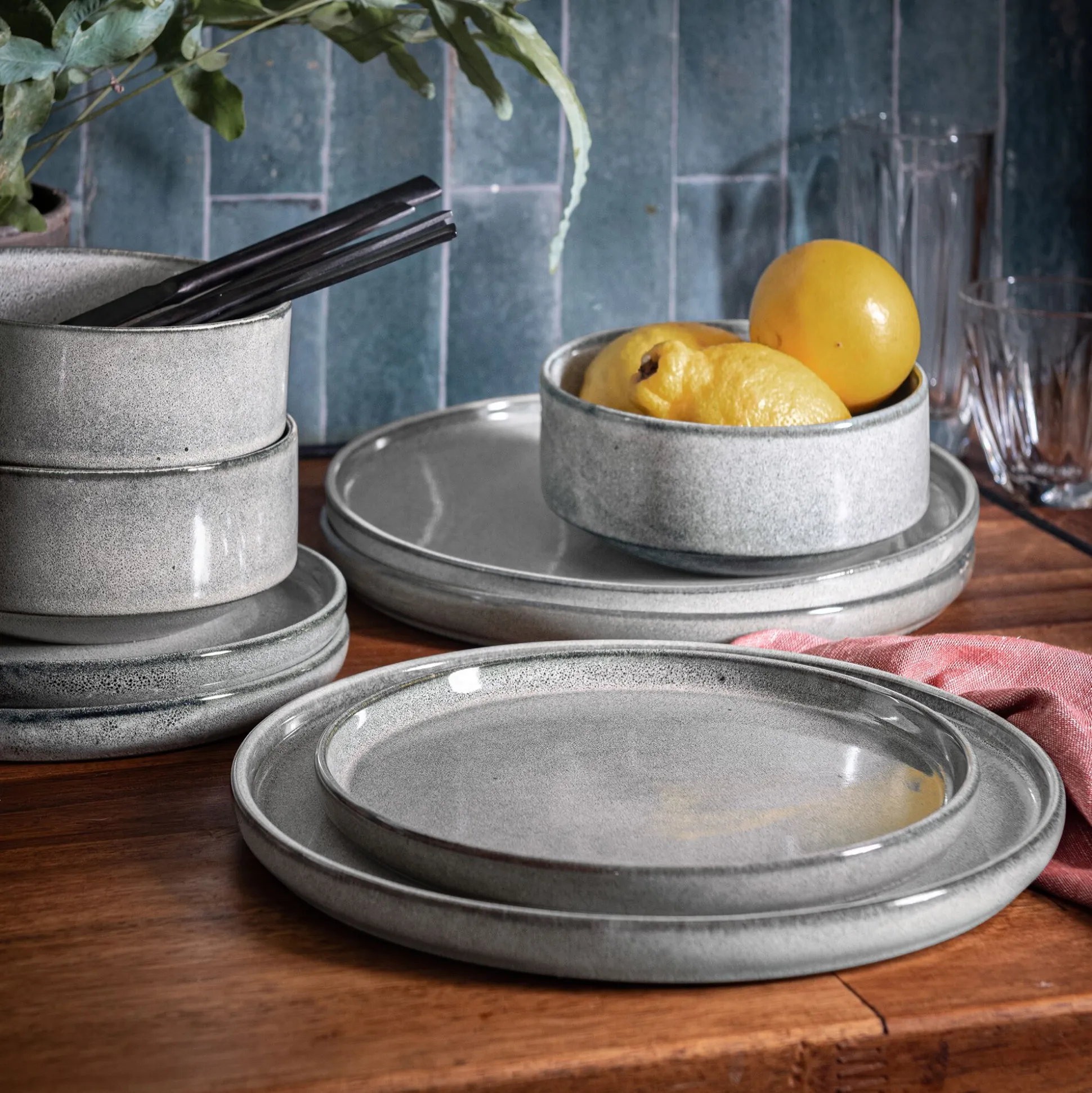 Assiette creuse en grès émail réactif D15,5cm - gris clair
