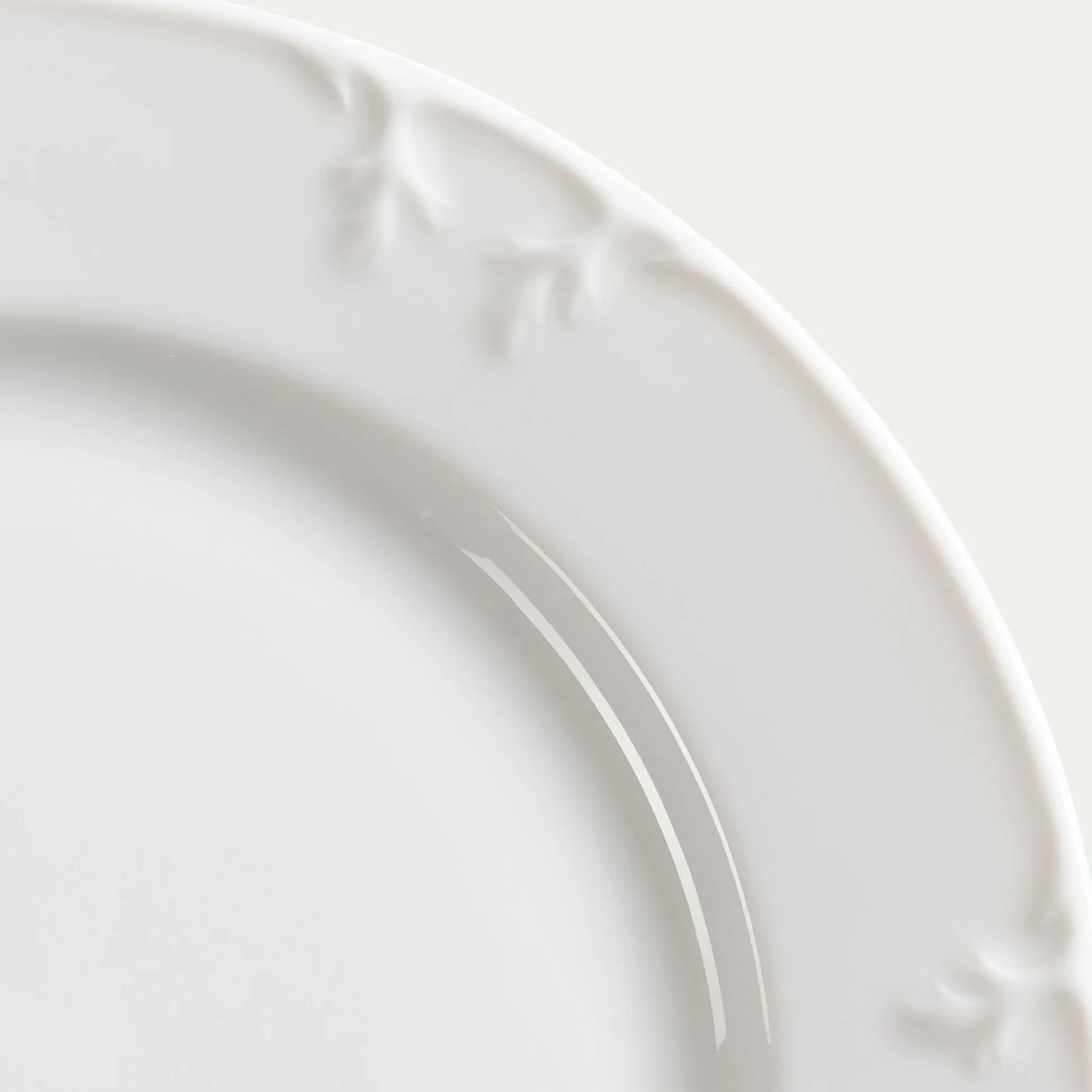 Assiette à dessert en porcelaine D22cm - blanc