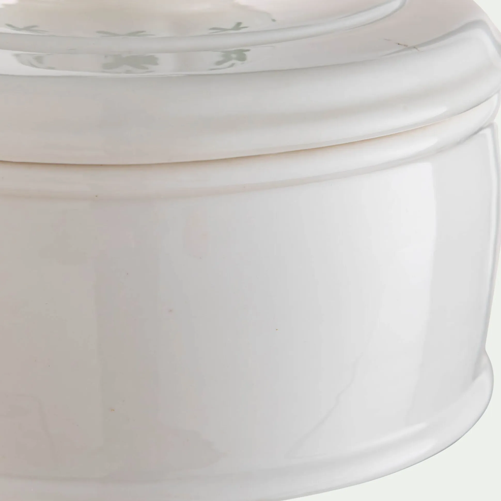 Boite déco en grès D10xH9,8cm - blanc