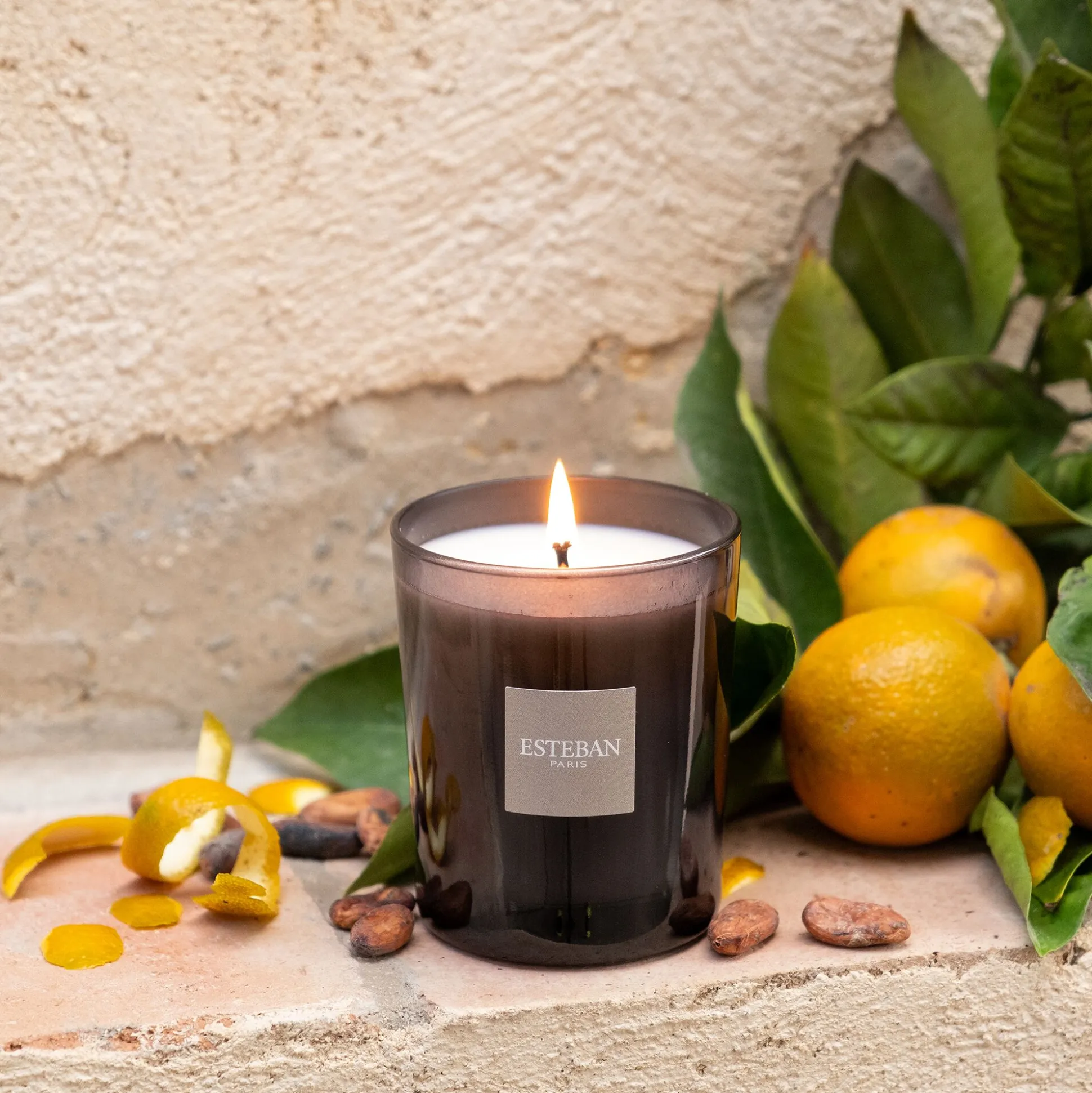 Bougie parfumée senteur iris cachemire 180g