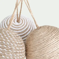 Boule de noël D10cm - naturel (modèle aléatoire)