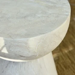 Bout de canapé en ciment effet marbre D36xH46cm - beige