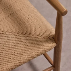 Chaise avec accoudoirs en bois de chêne - naturel