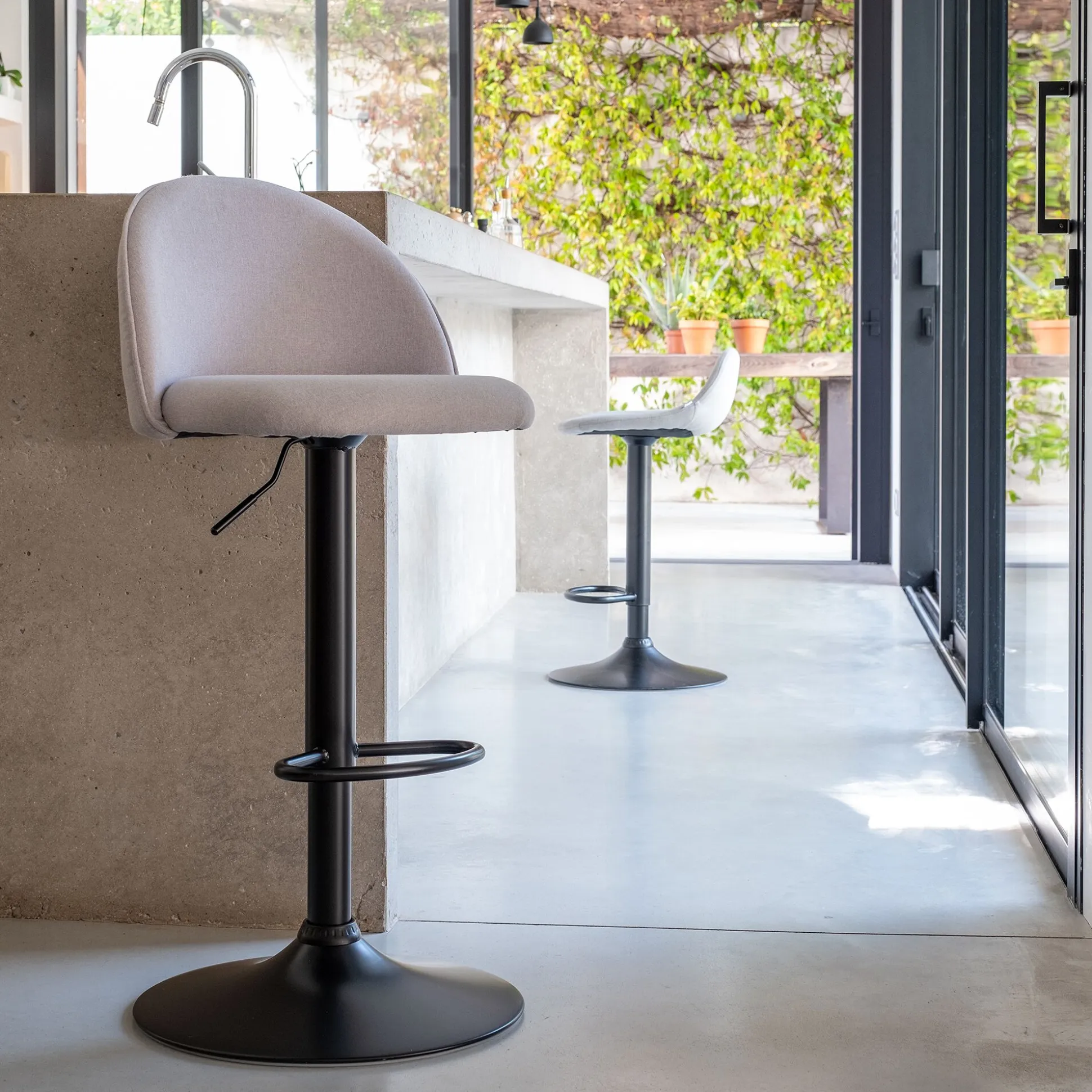 Chaise de bar en tissu - gris borie H86cm