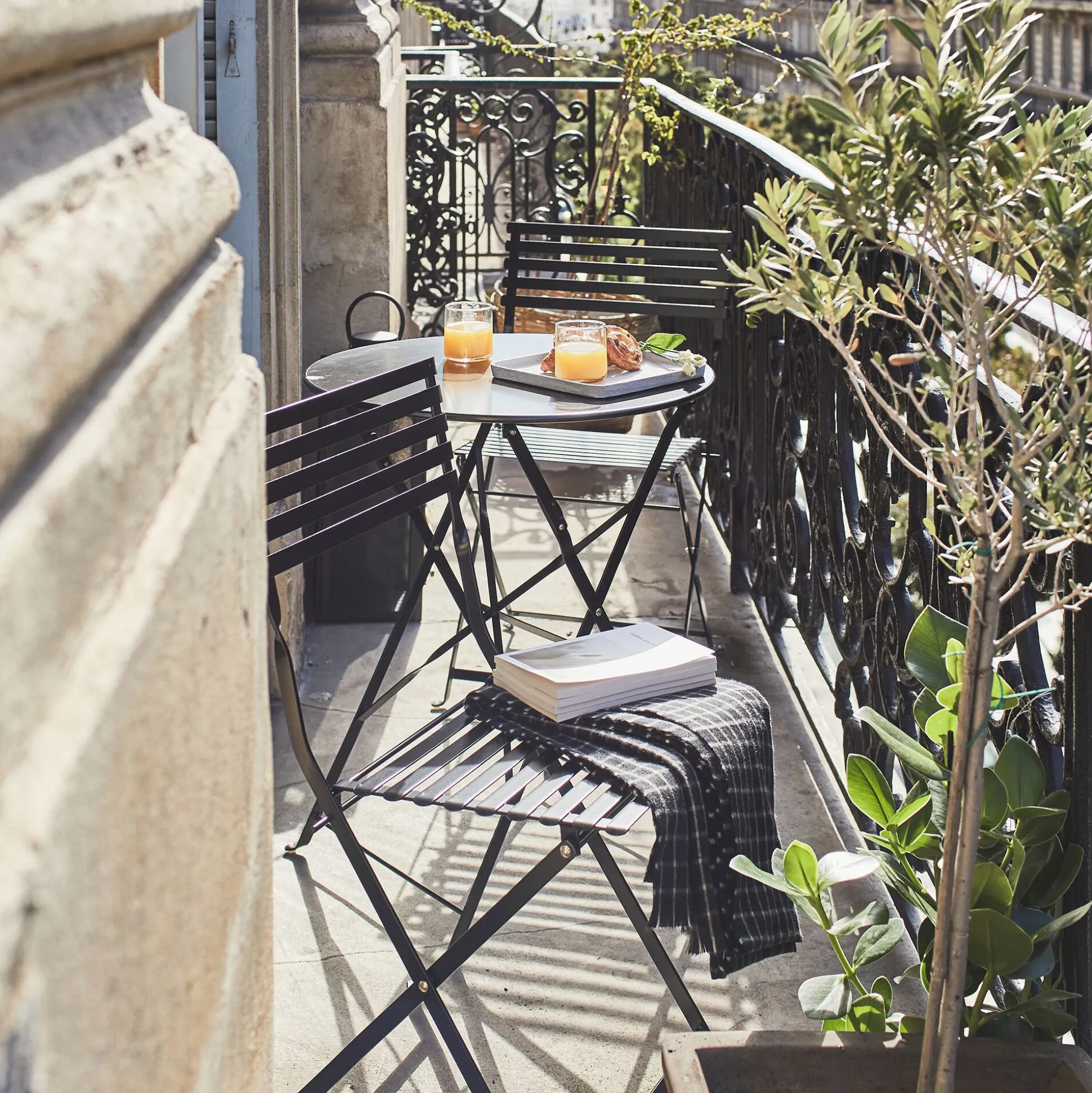 Chaise de jardin pliante en acier - noir