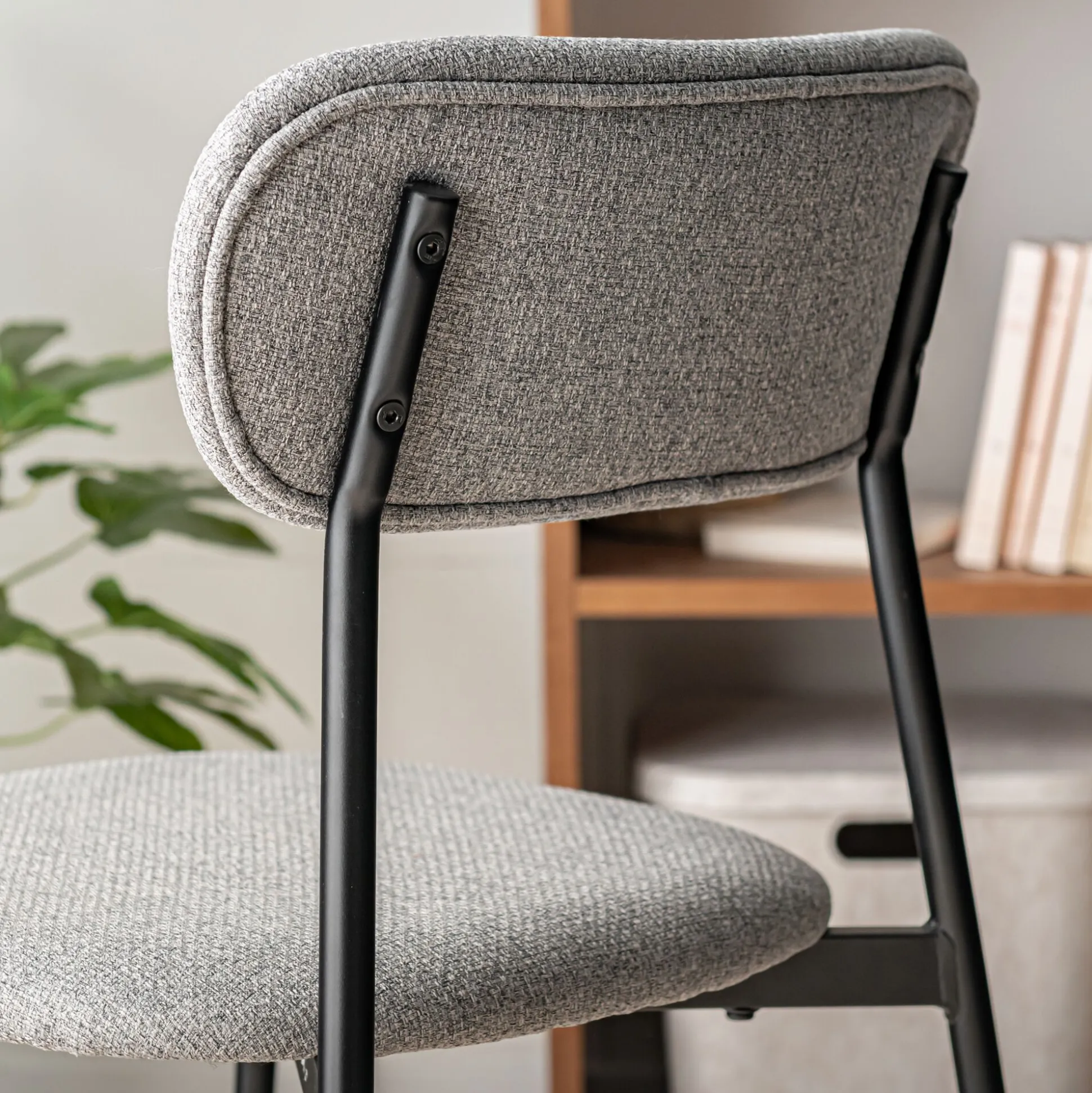 Chaise de repas en tissu - gris