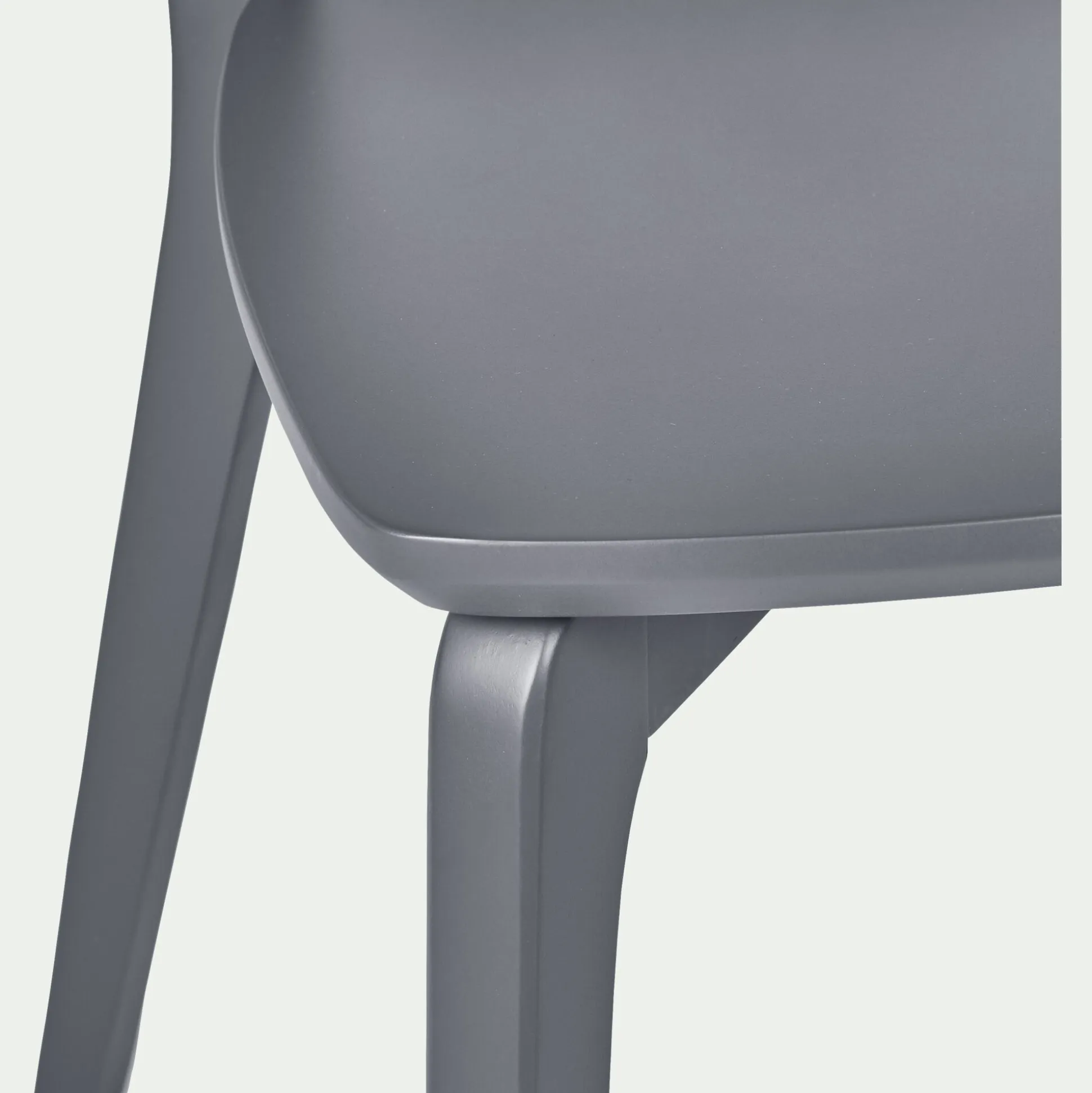 Chaise en bois - gris restanque