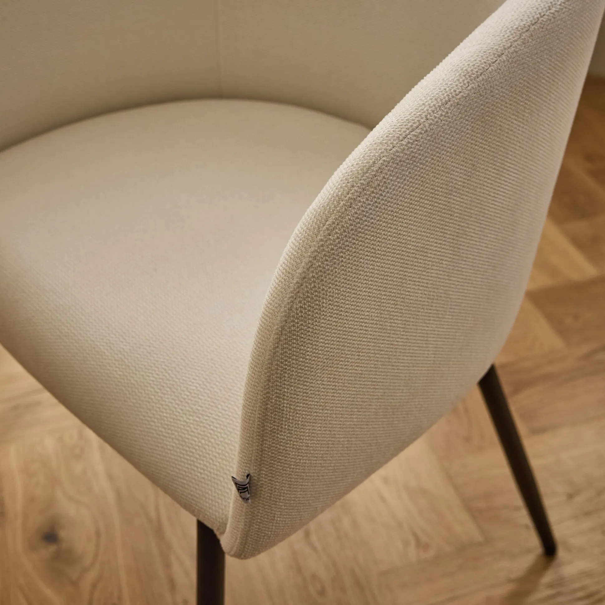 Chaise en tissu et métal avec accoudoirs - blanc ventoux