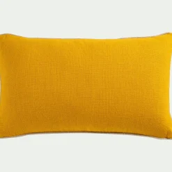Coussin avec passepoil en lin et coton 30x50cm - jaune argan