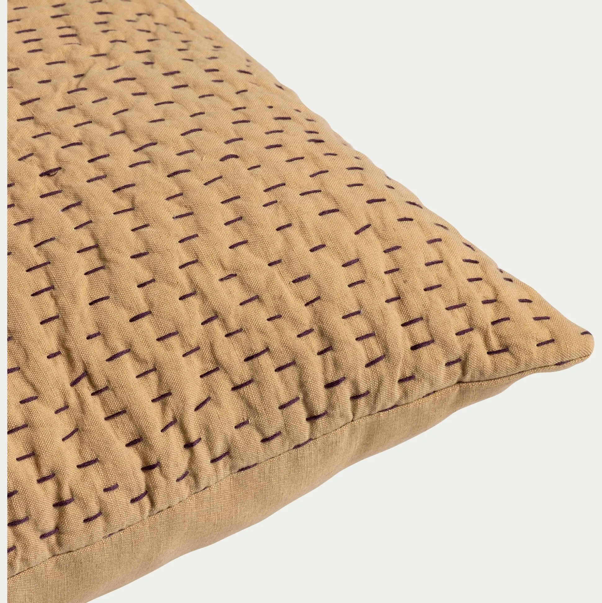 Coussin avec surpiqûres Kantha en lin et coton 40x60cm - beige sable