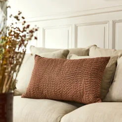 Coussin avec surpiqûres Kantha en lin et coton 40x60cm - brun rustrel