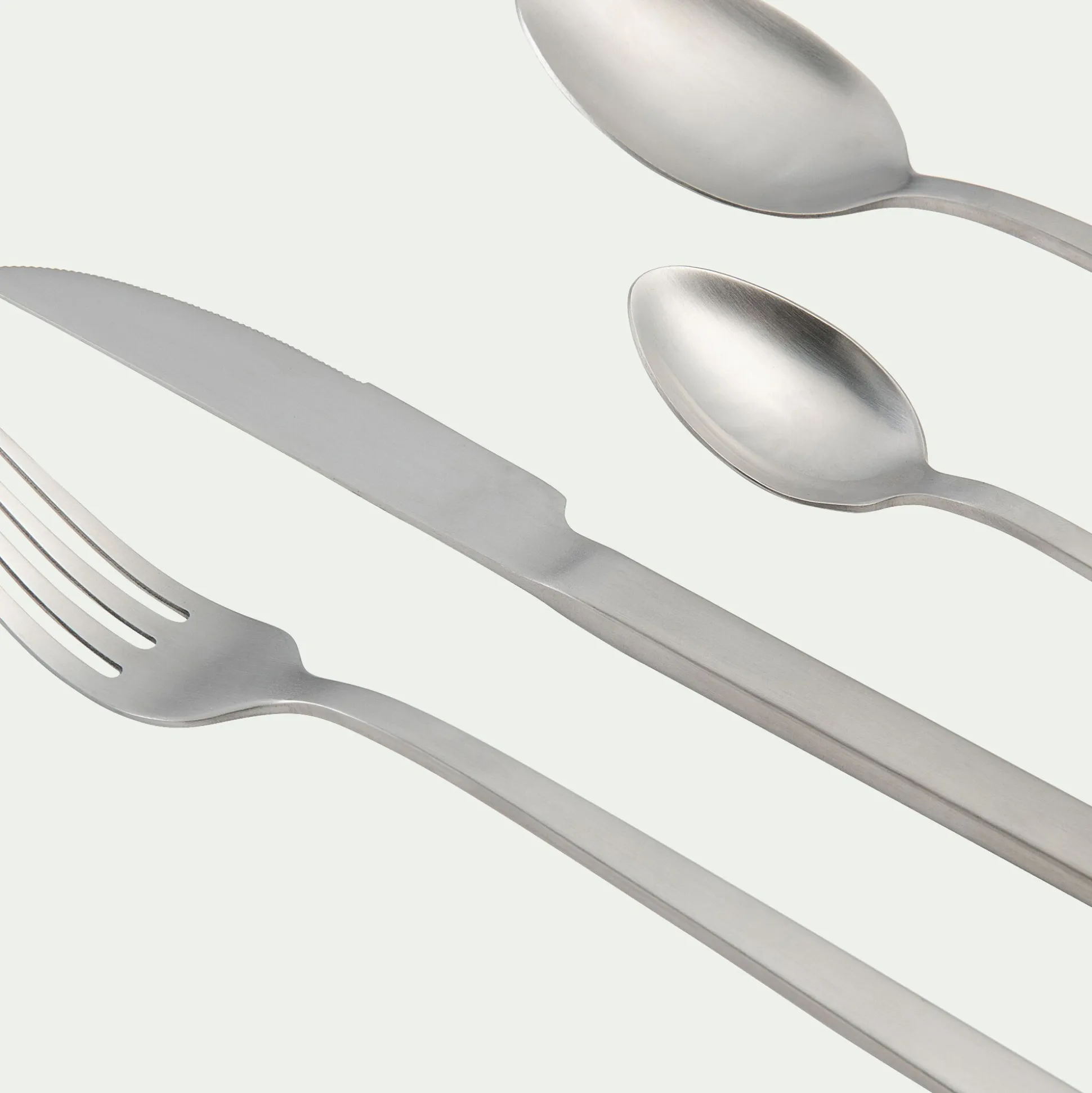 Couteau en inox finition satinée - argenté