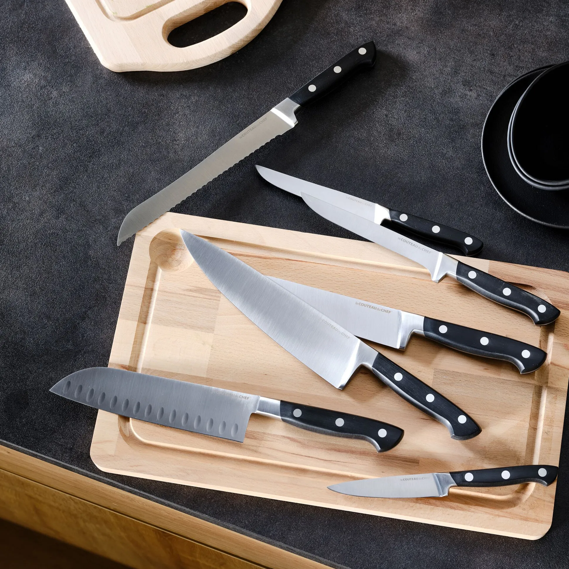 Couteau Santoku forgé avec lame 19cm en métal
