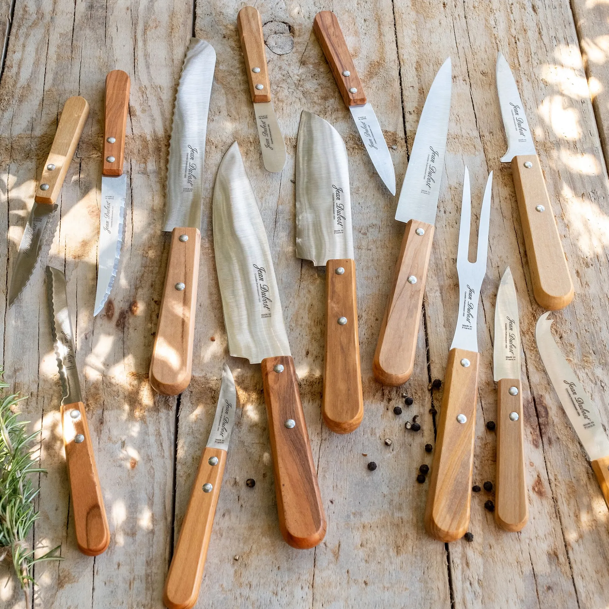 Couteau tartineur en inox et bois d'olivier 16cm - naturel