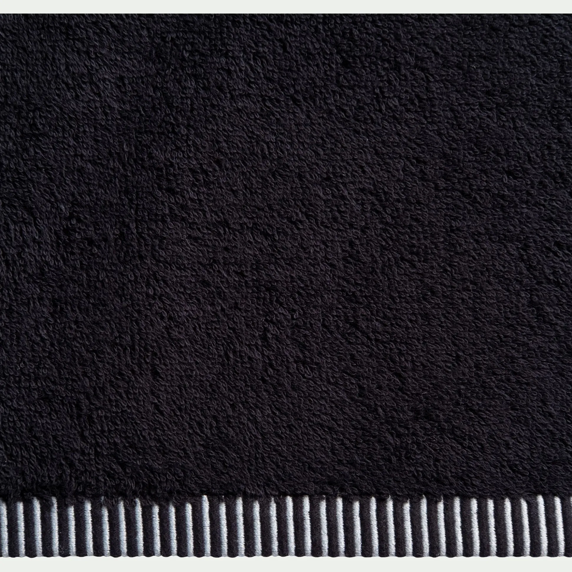 Drap de bain brodé en coton - noir 100x150cm