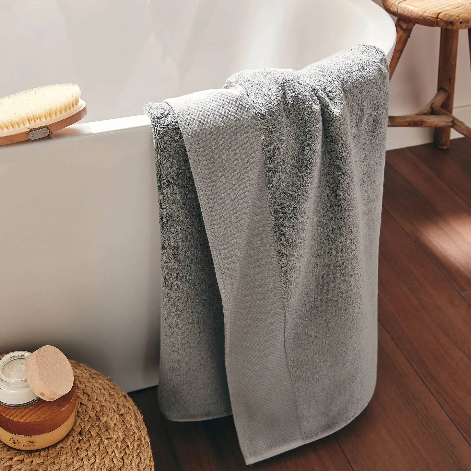 Drap de bain en coton peigné - gris restanque 100x150cm