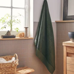 Drap de bain en coton peigné - vert cèdre 100x150cm