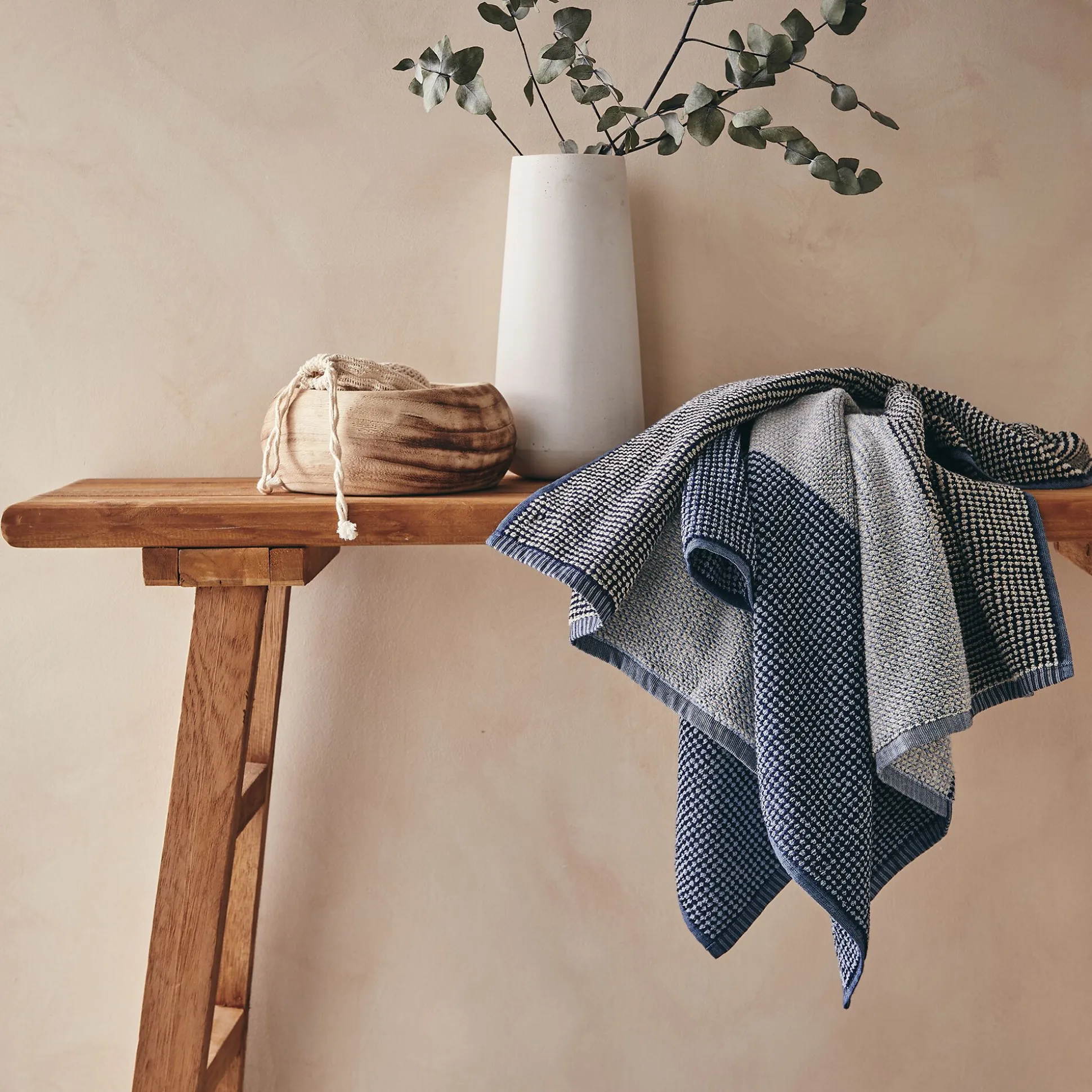 Drap de douche bouclette jacquard en coton - bleu 70x140cm
