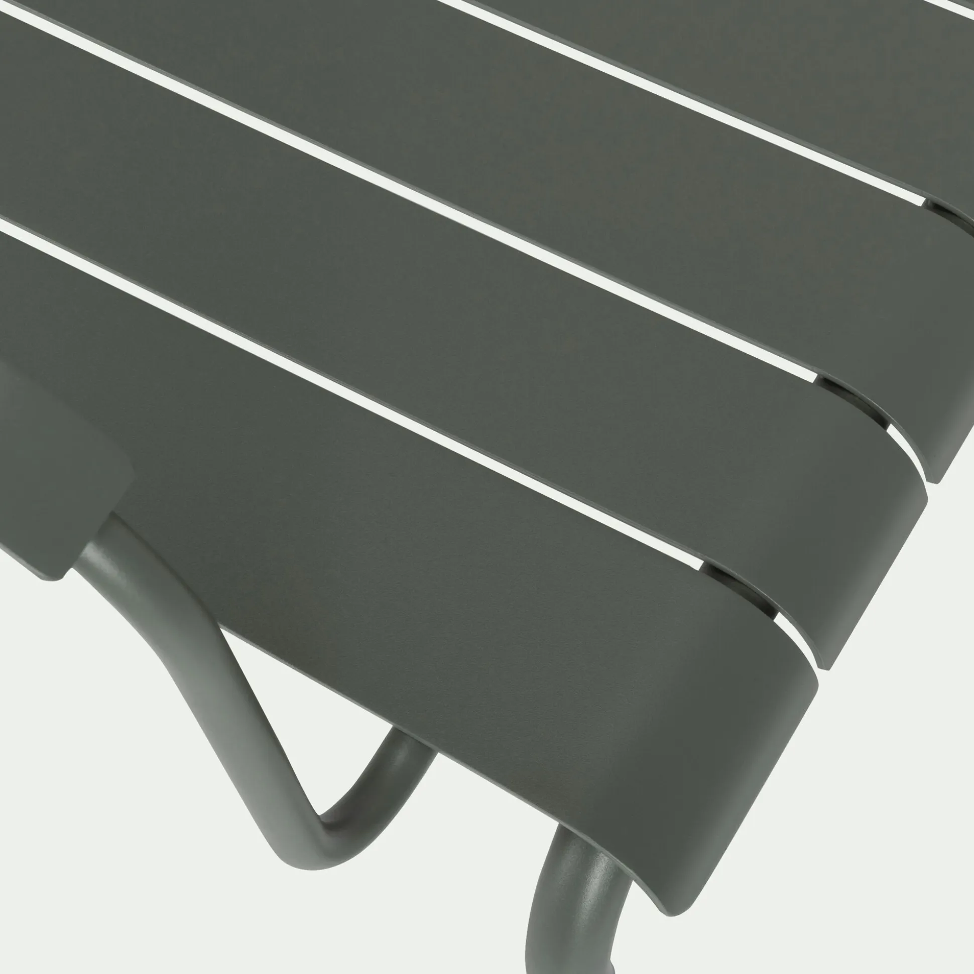Fauteuil de jardin aluminium avec accoudoirs vert cèdre