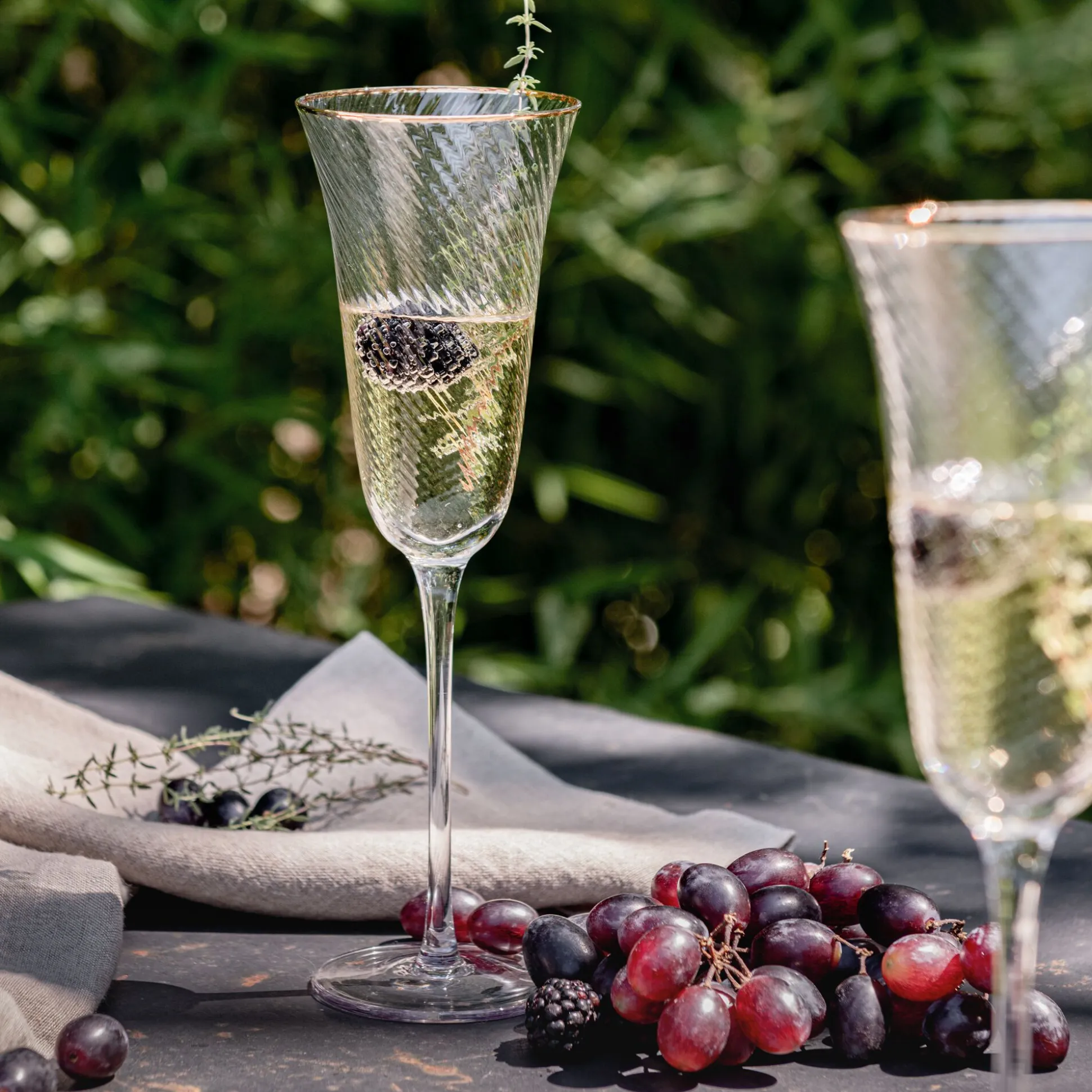 Flûte à champagne avec liseré doré en verre 20cl - transparent