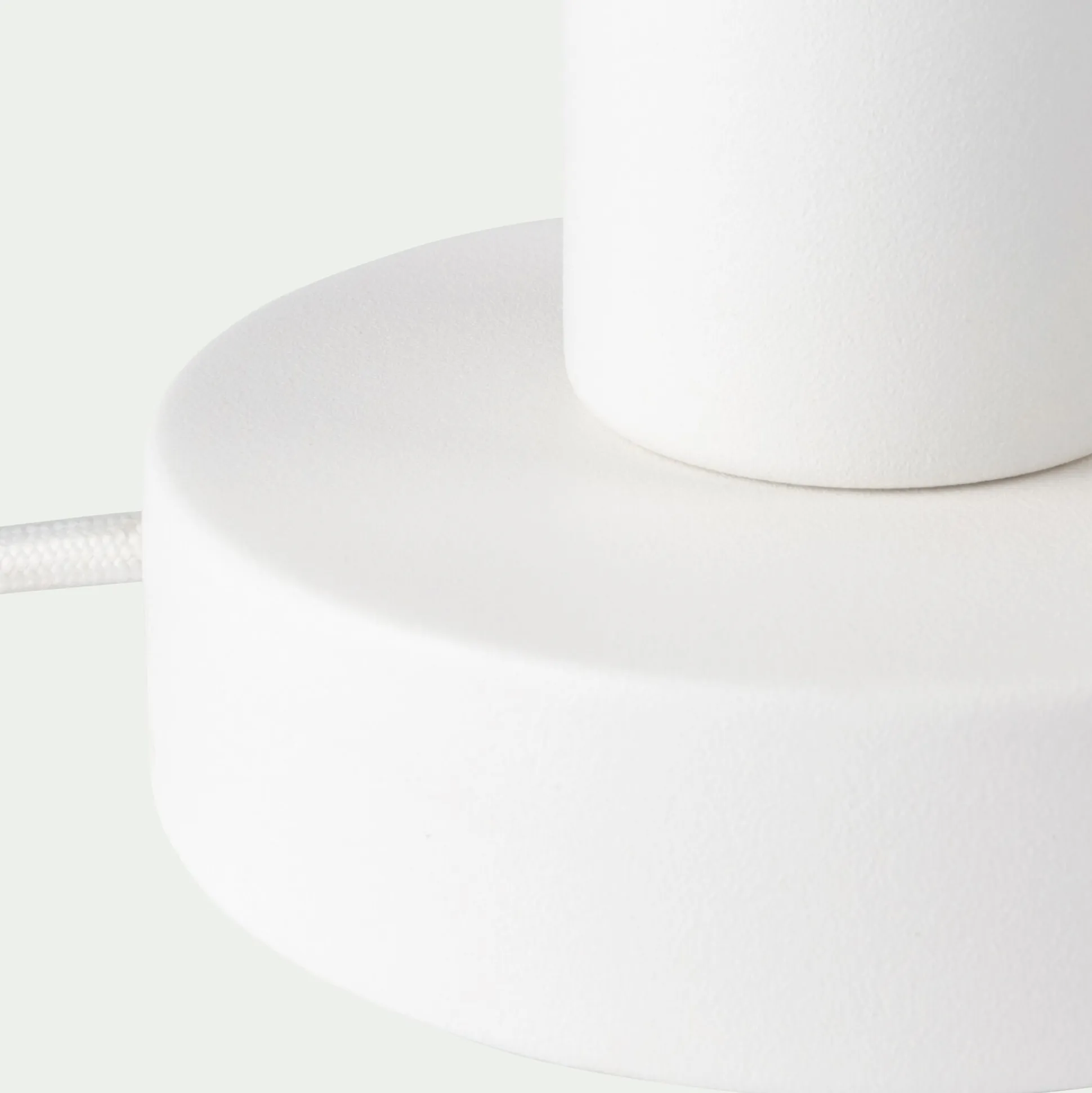 Lampe applique en métal blanc D10xH9cm