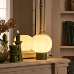 Lampe à poser électrifiée en verre et en fer - vert