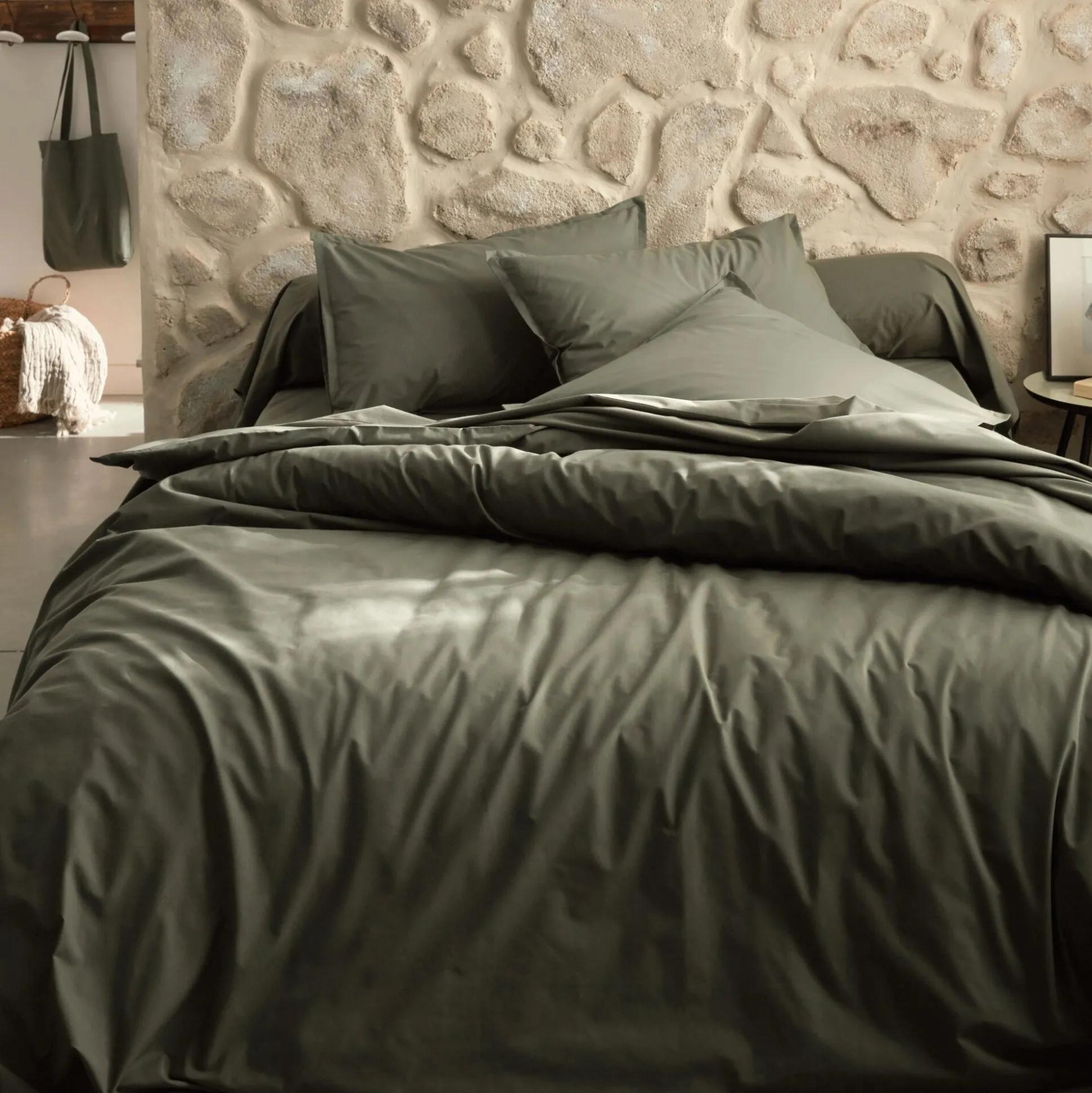 Linge de lit uni en percale de coton - vert cèdre