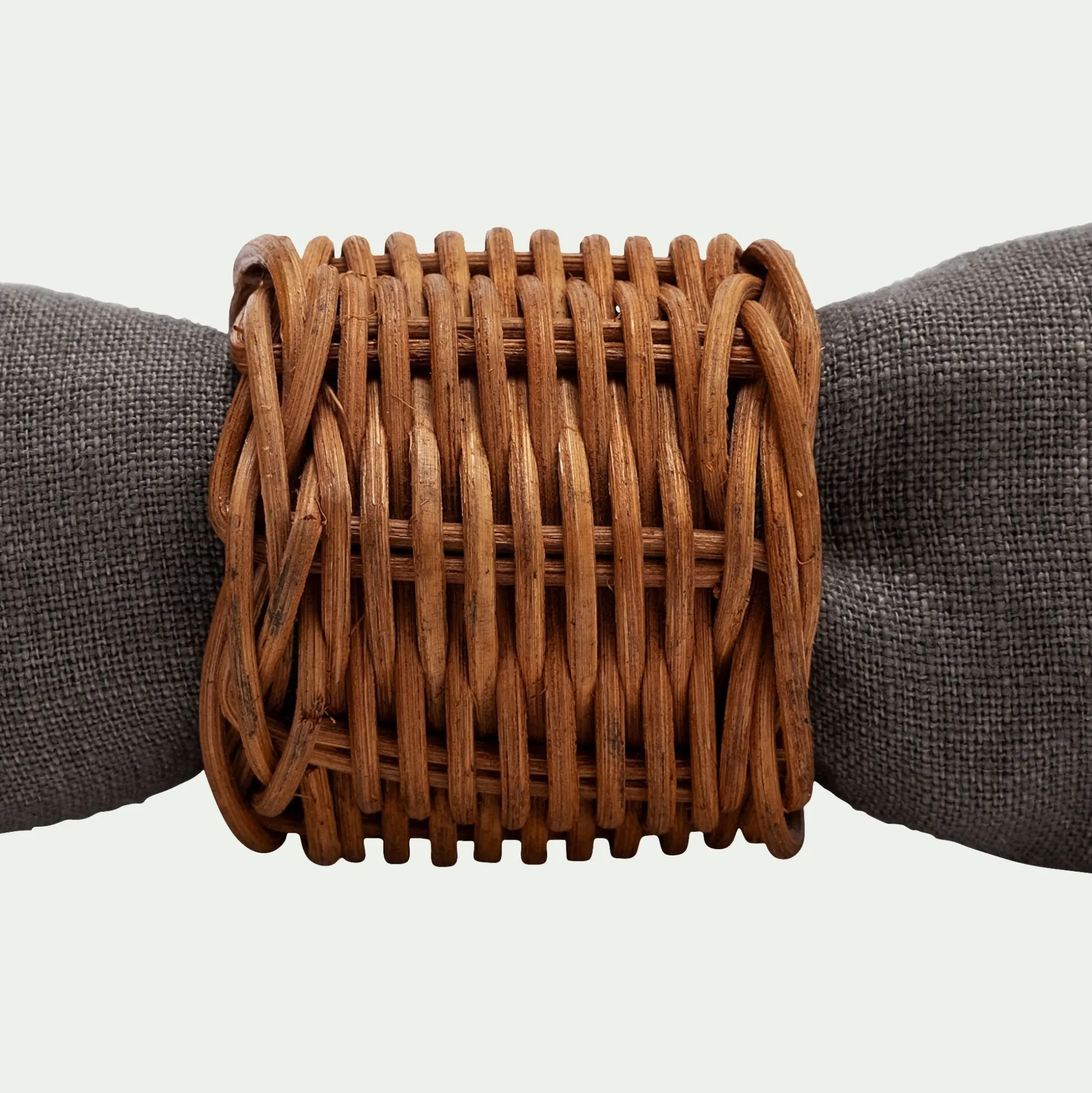 Lot de 4 ronds de serviette en rotin - marron
