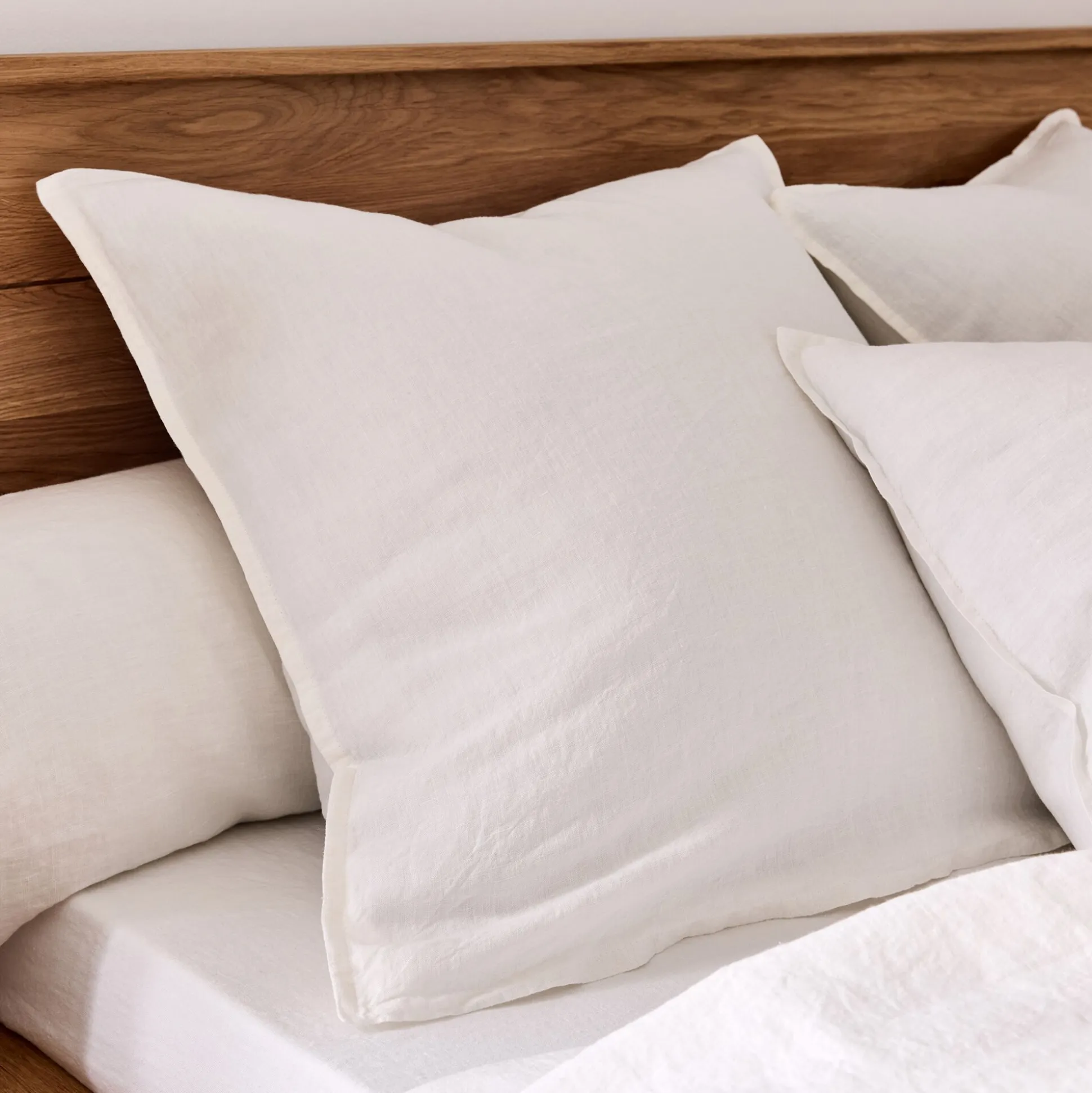 Lot de 2 taies d'oreiller en lin lavé - blanc capelan 65x65cm