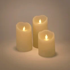Lot de trois bougies à LED H26cm - blanc