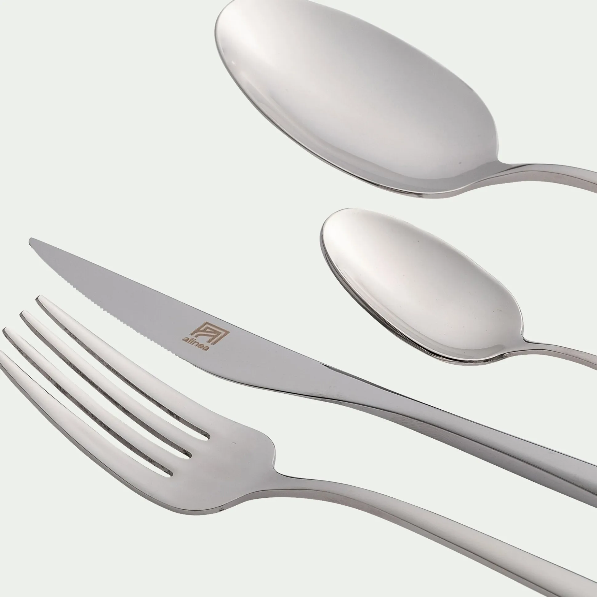 Ménagère 16 pièces en inox 3mm - argenté