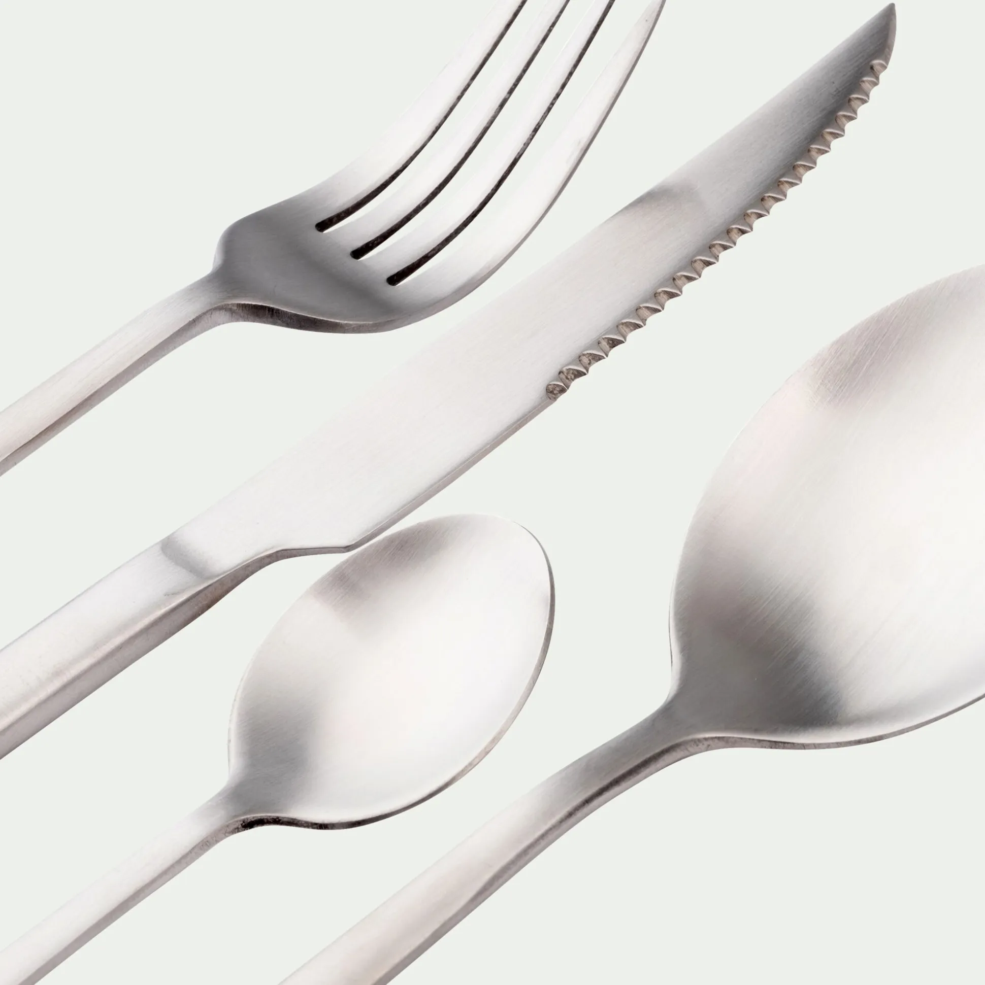 Ménagère 16 pièces en inox satiné