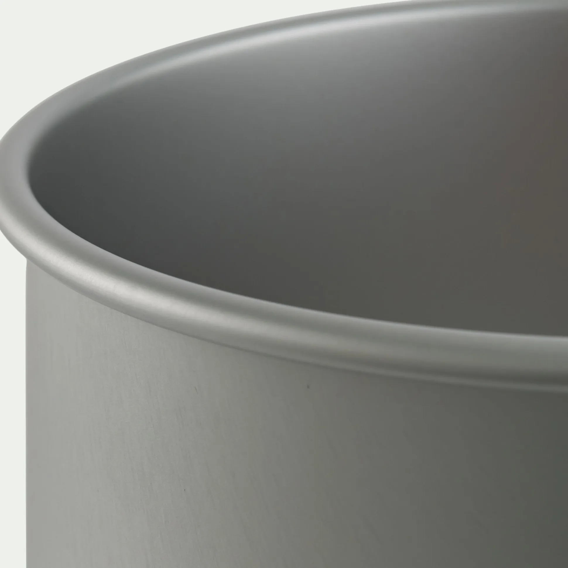 Moule à gâteau rond en aluminium D23xH10,2cm - argenté