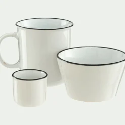 Mug en grès avec liseré noir 68cl - blanc