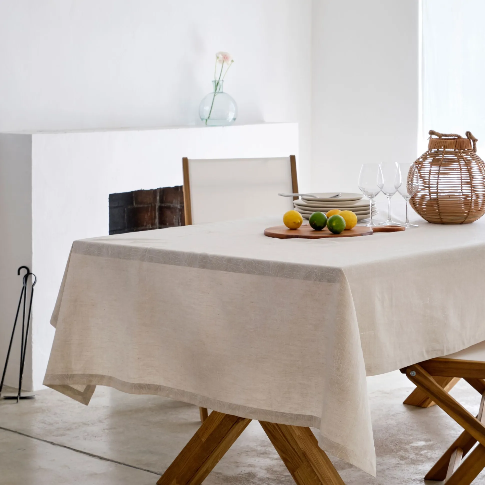 Nappe motif laurier en lin et coton - blanc 150x250cm