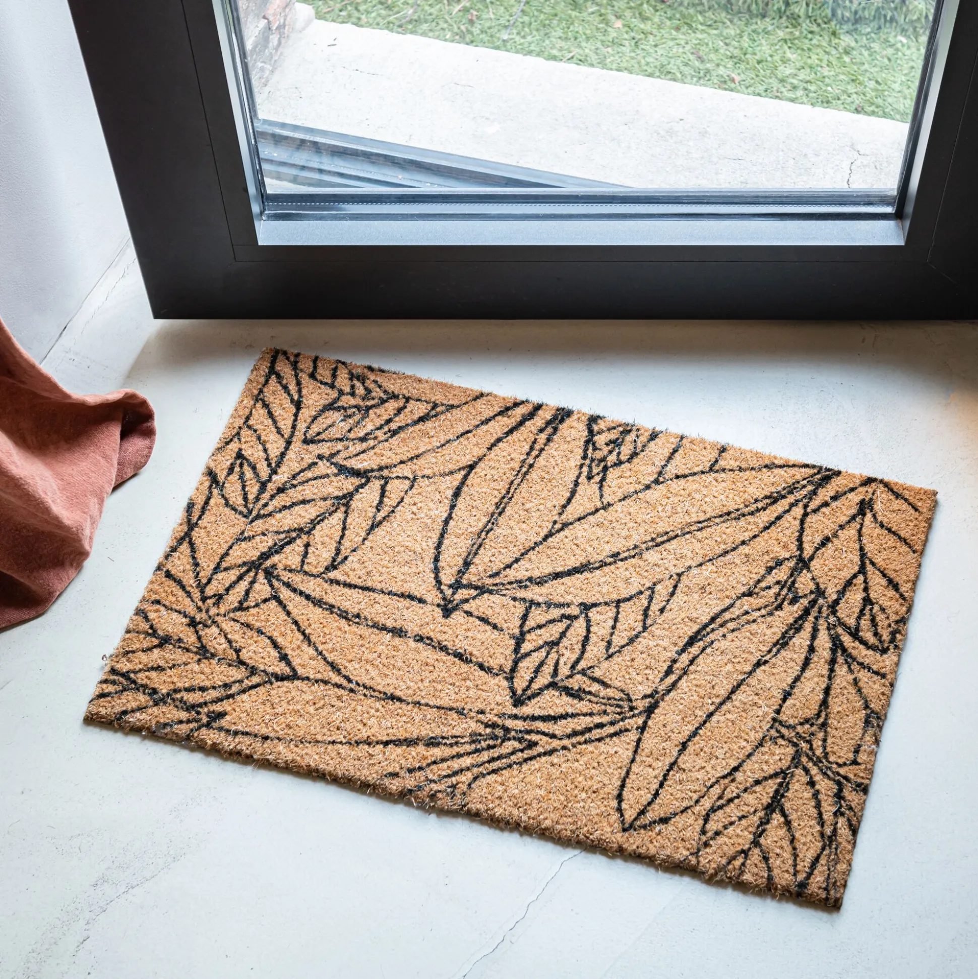 Paillasson en fibres de noix de coco et revers en vinyle à motifs laurier - naturel 80x50cm