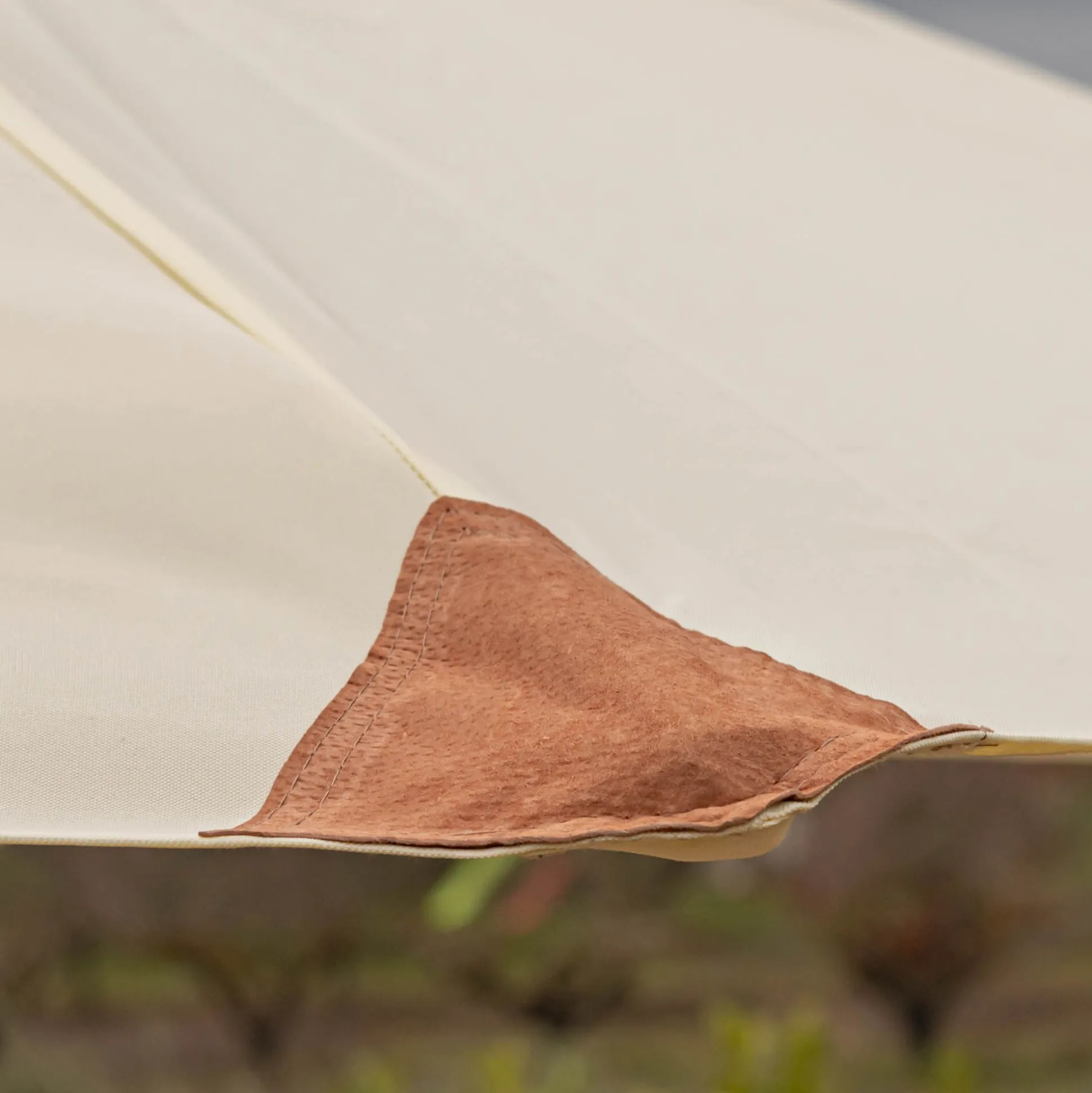Parasol droit en bambou D270cm - blanc écru