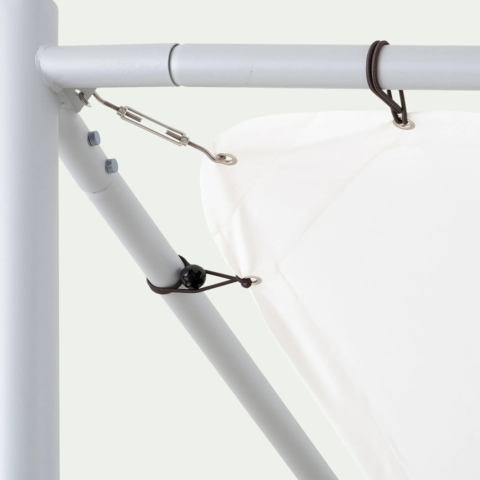 Pergola en acier avec une toile de toit suspendue en polyester - blanc