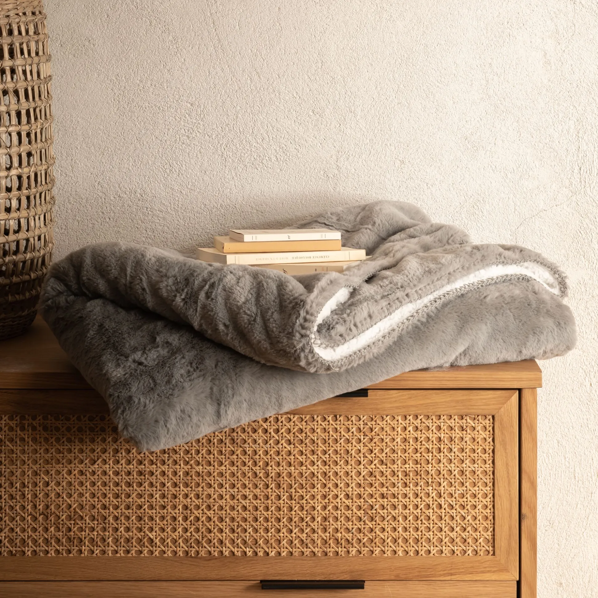 Plaid imitation fourrure 130x170cm - gris restanque