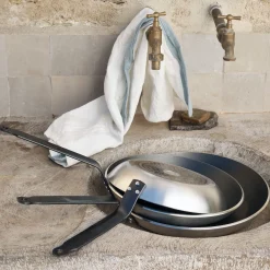 Poêle anti-adhésive De Buyer en aluminium - argenté D32cm (tous feux dont induction)