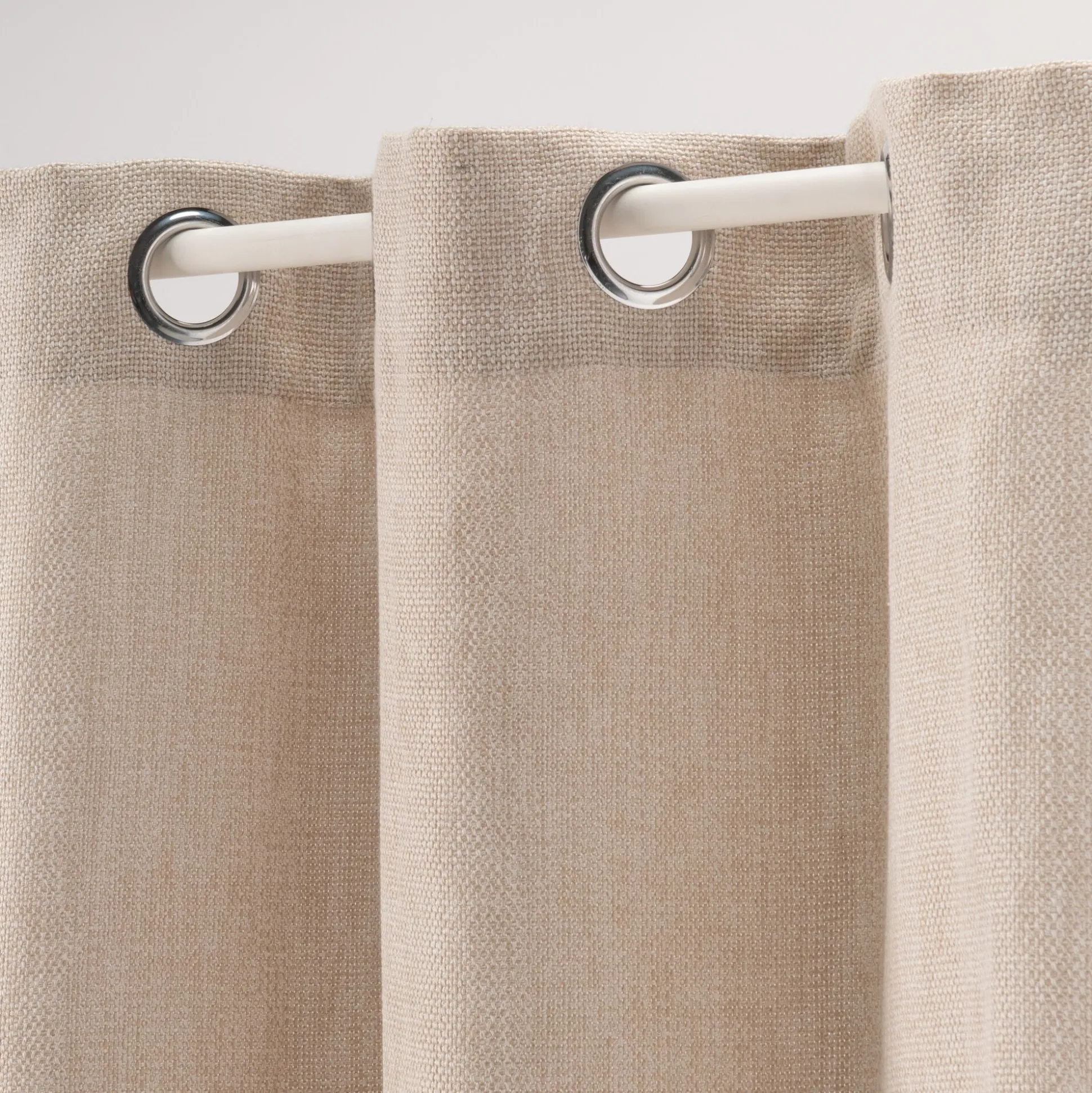Rideau à œillets en polyester 140x250cm - beige