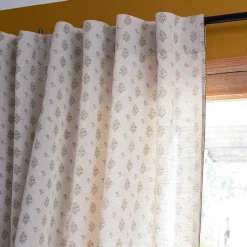 Rideau à passants cachés en lin et coton motif fleuri finition croquet 140x250cm - beige