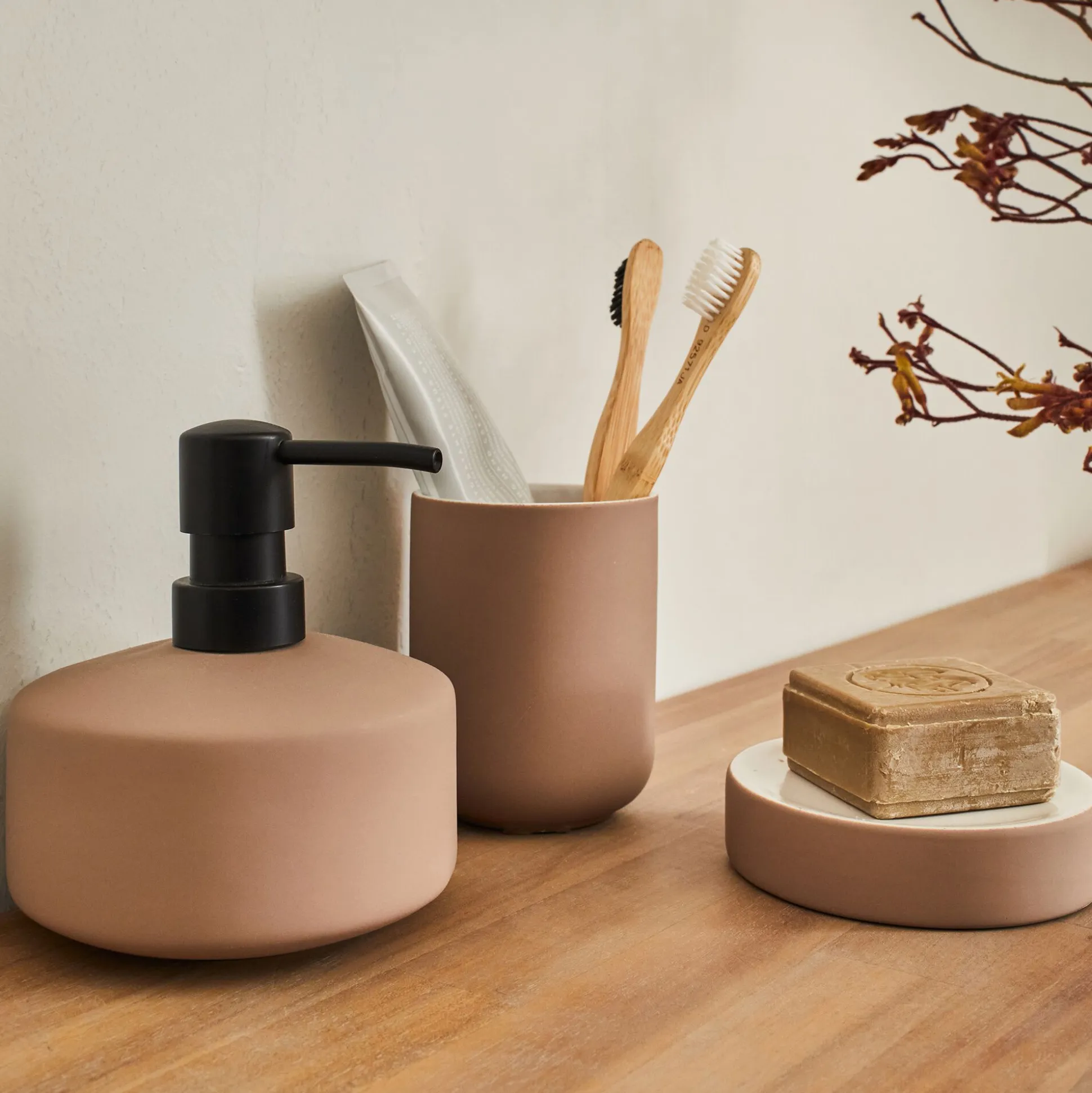 Set de salle de bain en grès - rose