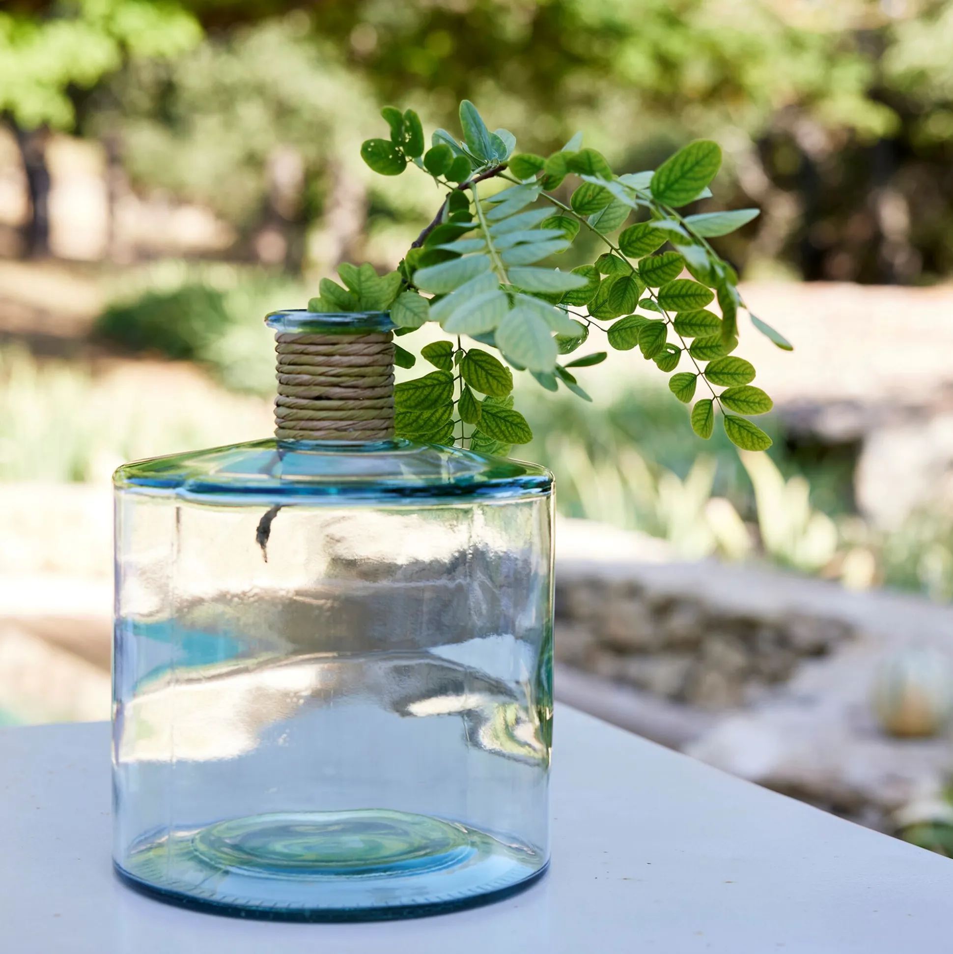 Soliflore en verre recyclé h26cm - transparent