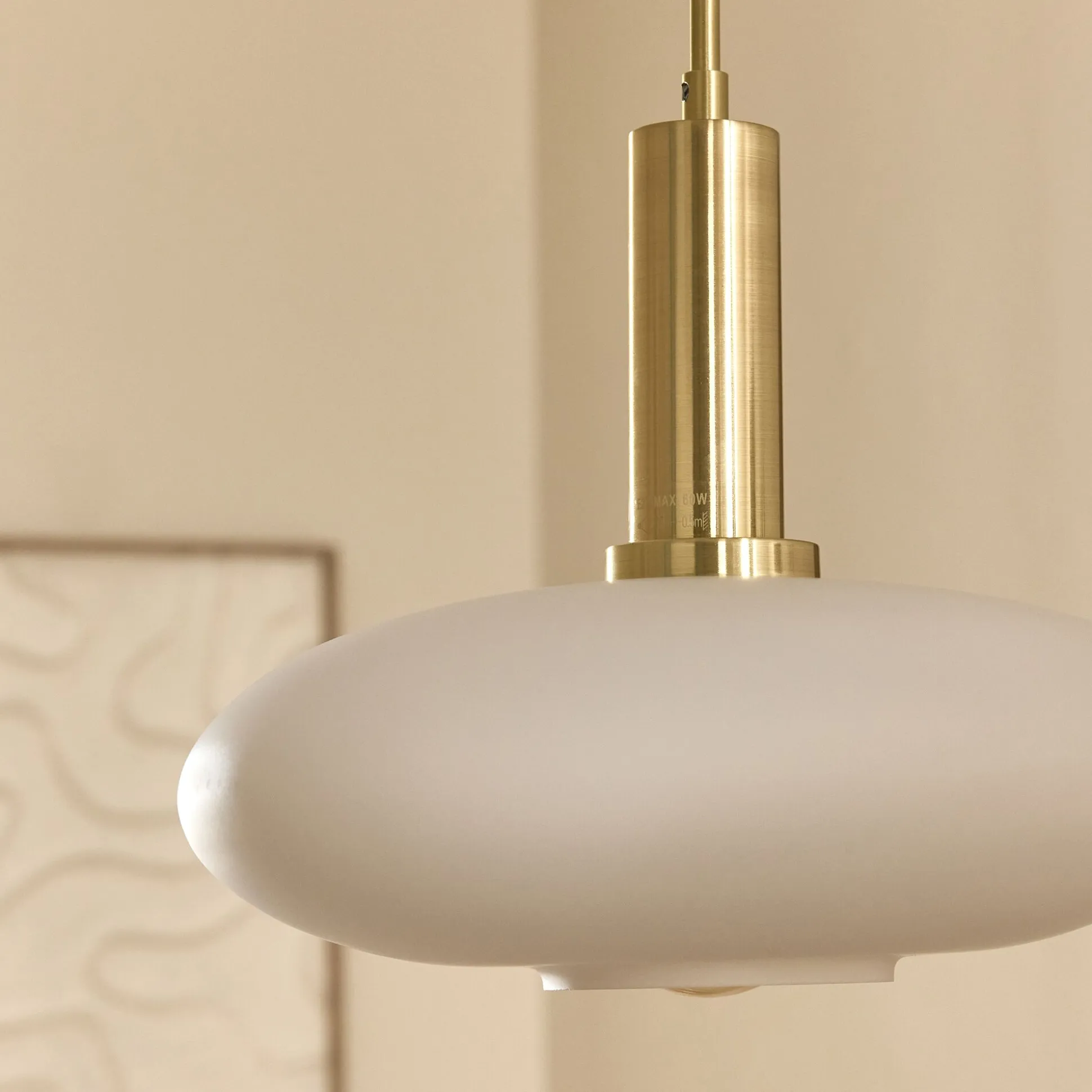 Suspension électrifiée à 3 globes en verre opalin H70cm - blanc