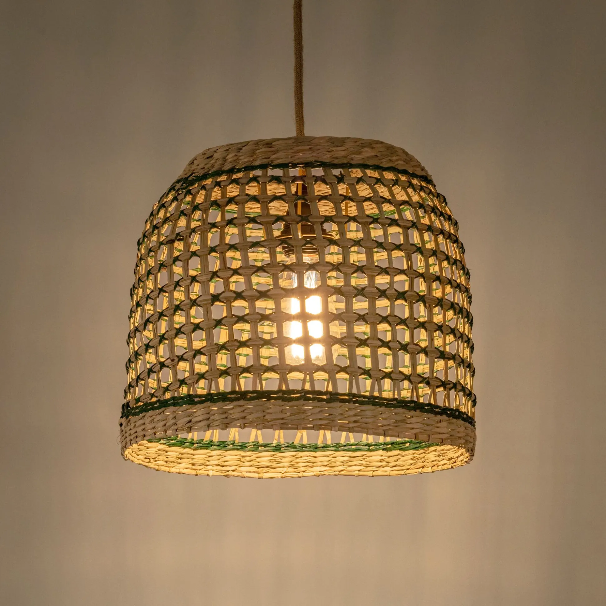 Suspension non électrifiée en jonc de mer D33cm - naturel