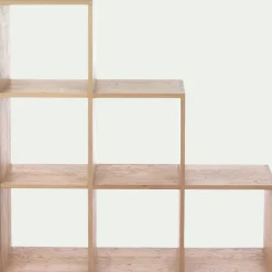 Étagère escalier en chêne - bois clair