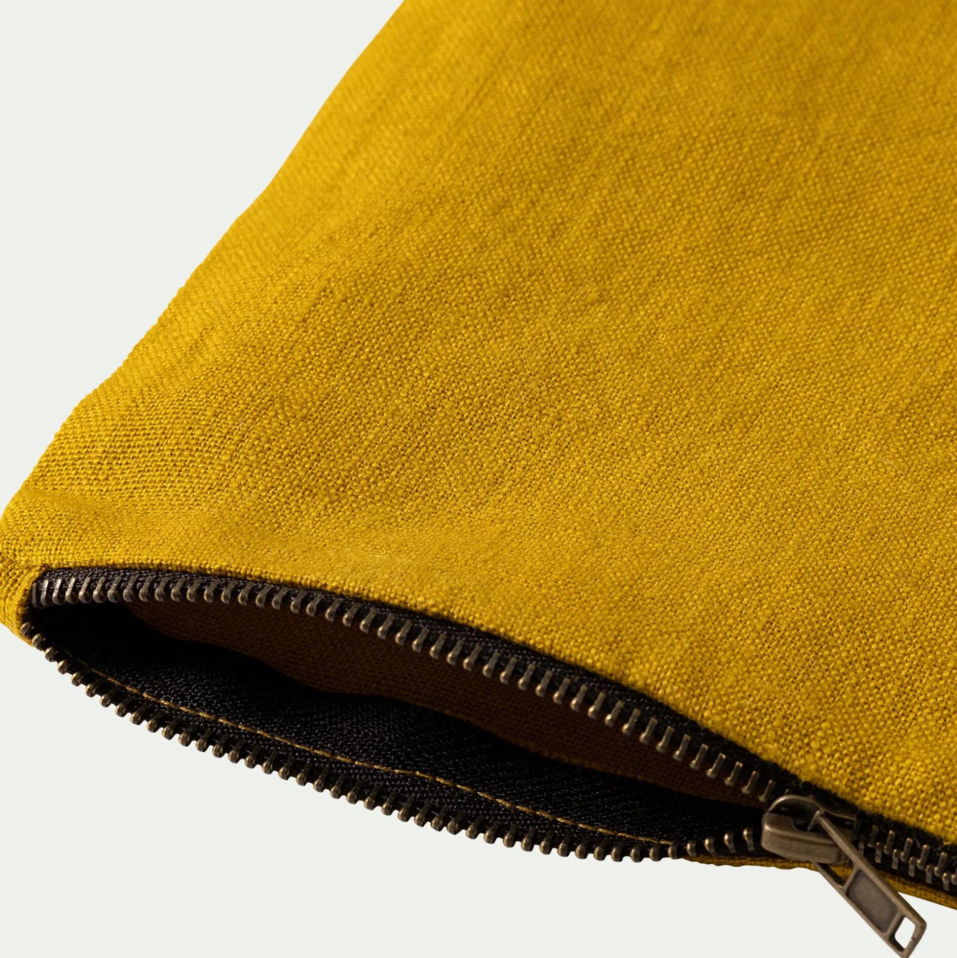 Trousse de toilette en lin - jaune argan