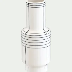 Vase contemporain en céramique à rayures H35cm - blanc