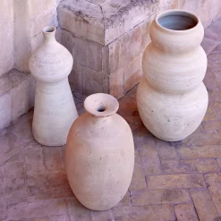 Vase contemporain en terre cuite H29cm - beige